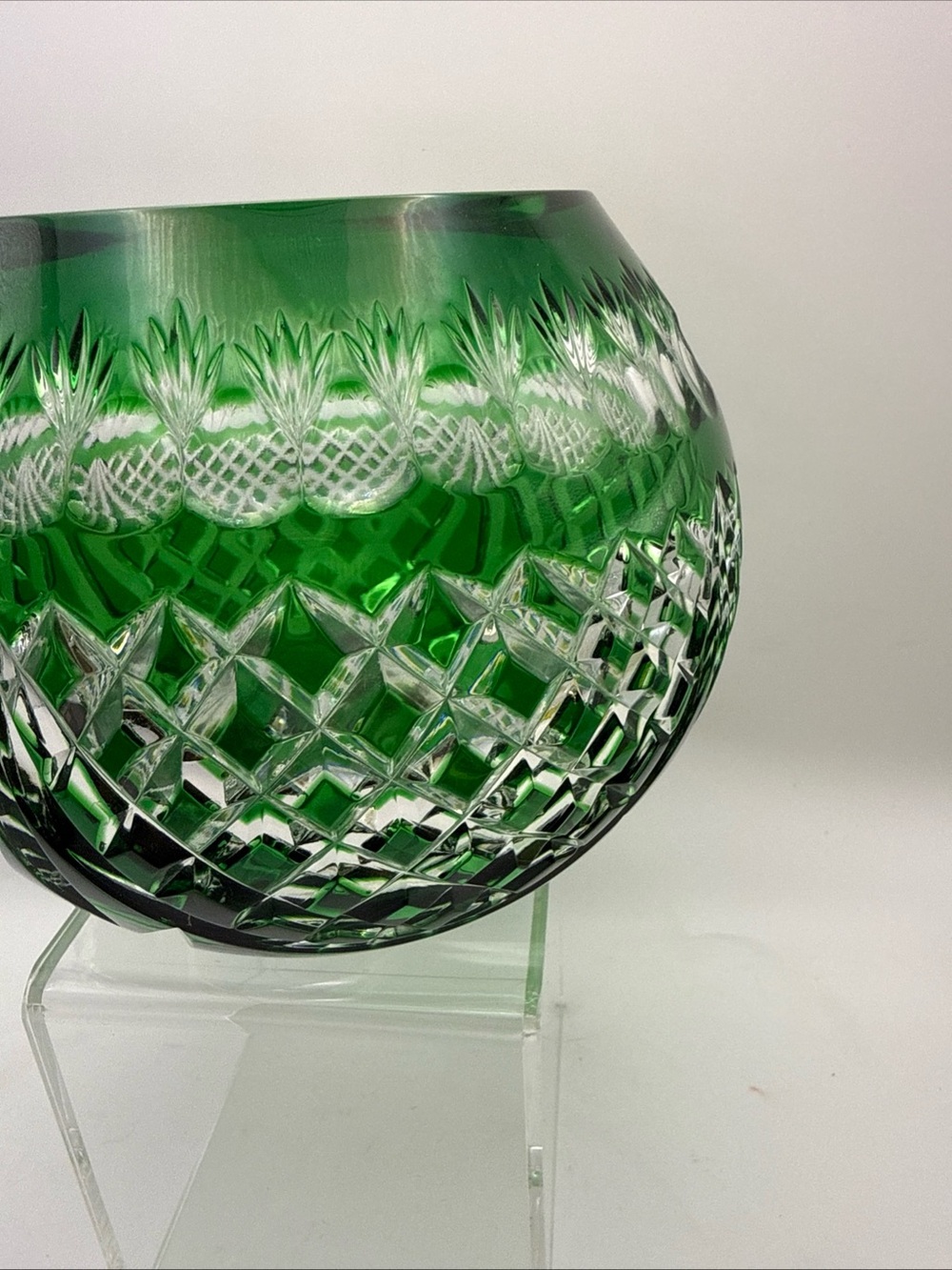 Vintage Crystal Emerald Green Rose/Bowl Vase, 24% Lead Crystal, Hand Cut Appx 5” - Picture 7 of 12